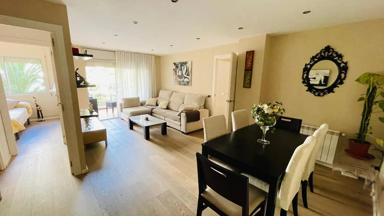 Lux Apartament contacts